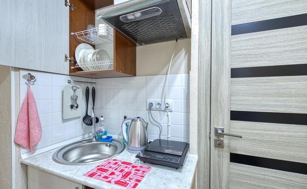 Апартаменты На Улице Клочкова, 128 Almaty Esterno foto
